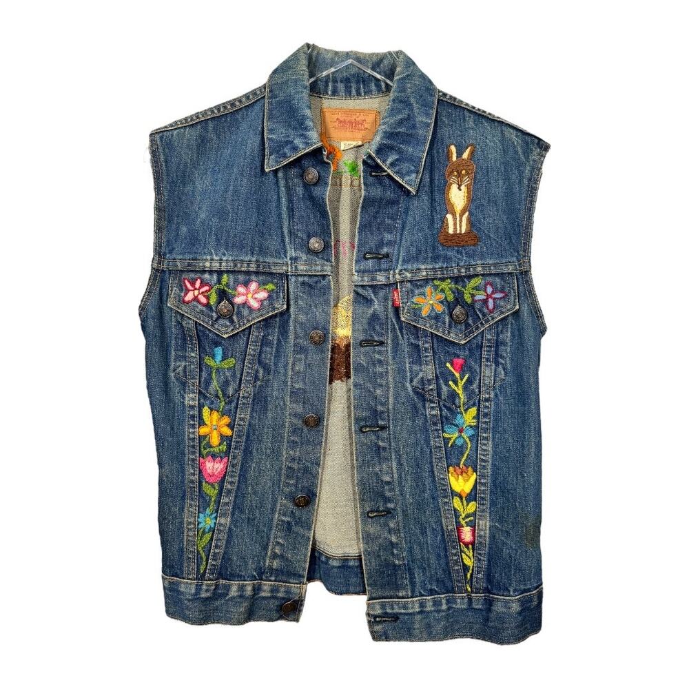 Vintage Levi's Denim Vest Embroidered Small Floral Horse Western Boho Festival